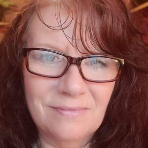 Meet your Posher, Sandy